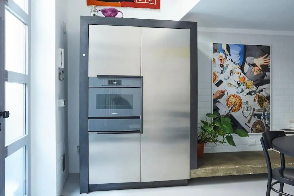 Artist Apartment - Porta Romana 米兰